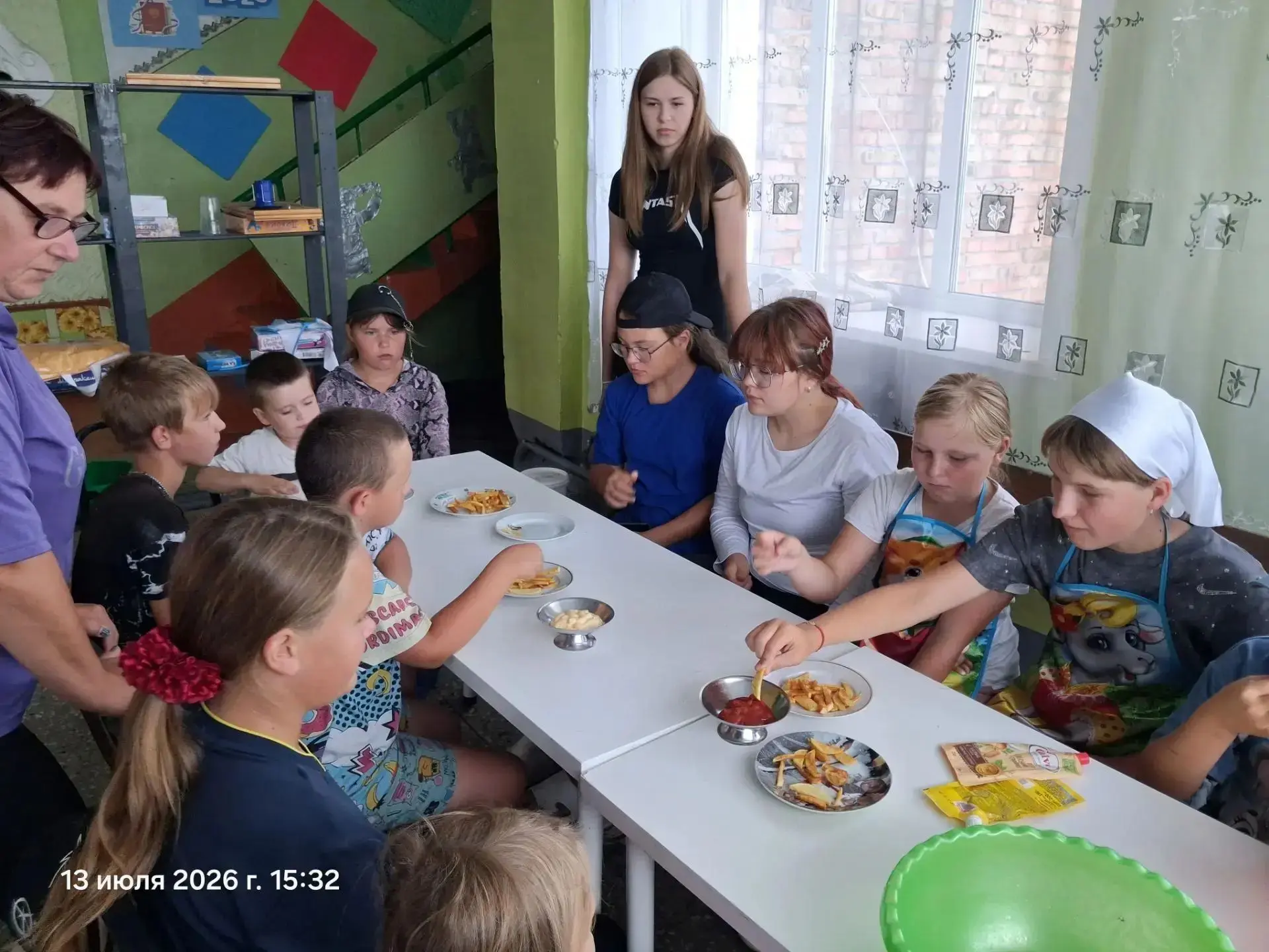 Золотистая, хрустящая и невероятно горячая… 
13 июля отмечается, пожалуй, самый вкусный неофициальны