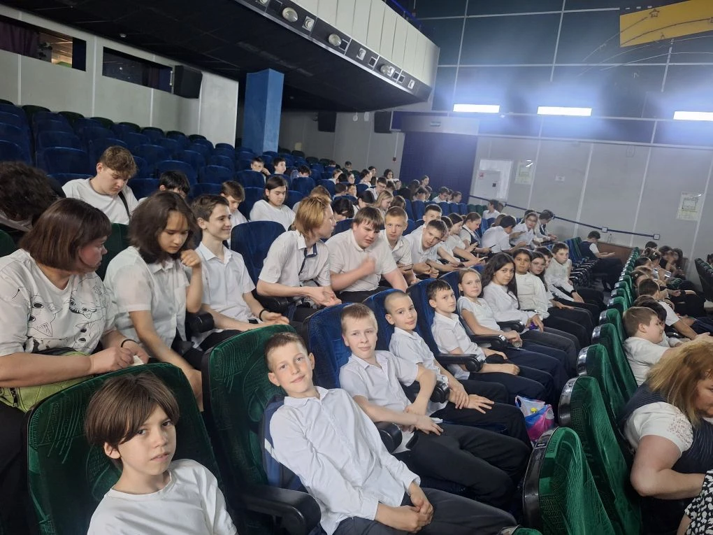 21 мая ученики 5 "Г" класса посетили мероприятие, посвященное году народного единства народов России