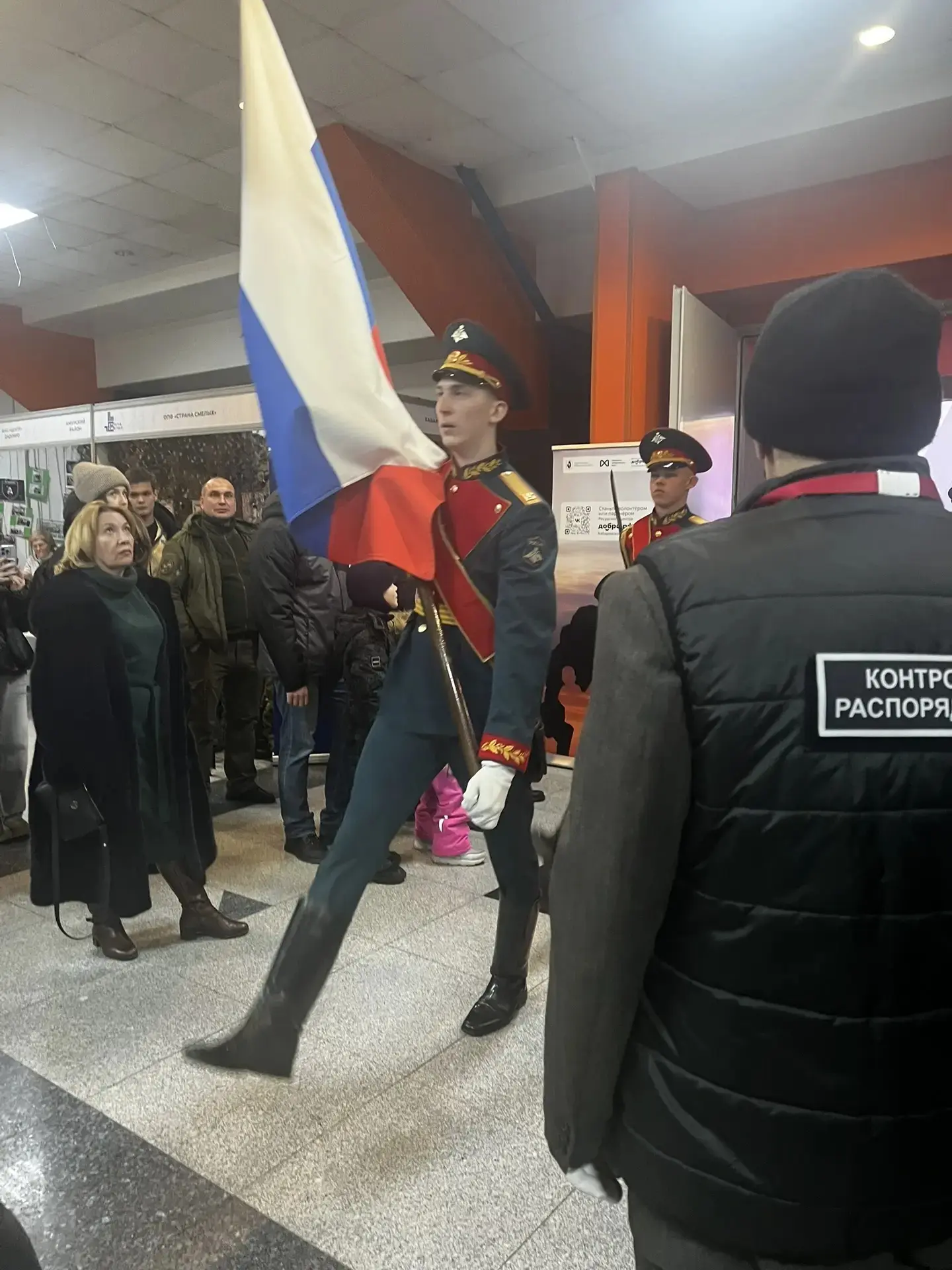 🇷🇺 Народ и армия едины!  ✨Сегодня ученики нашей школы стали участниками масштабного и значимого собы
