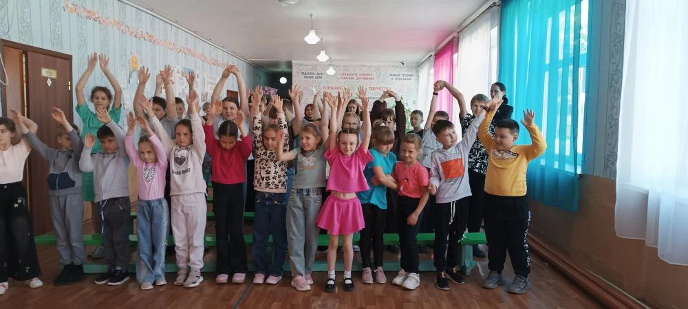 🎉 Лето с пользой! В нашей школе открылась пришкольная площадка!