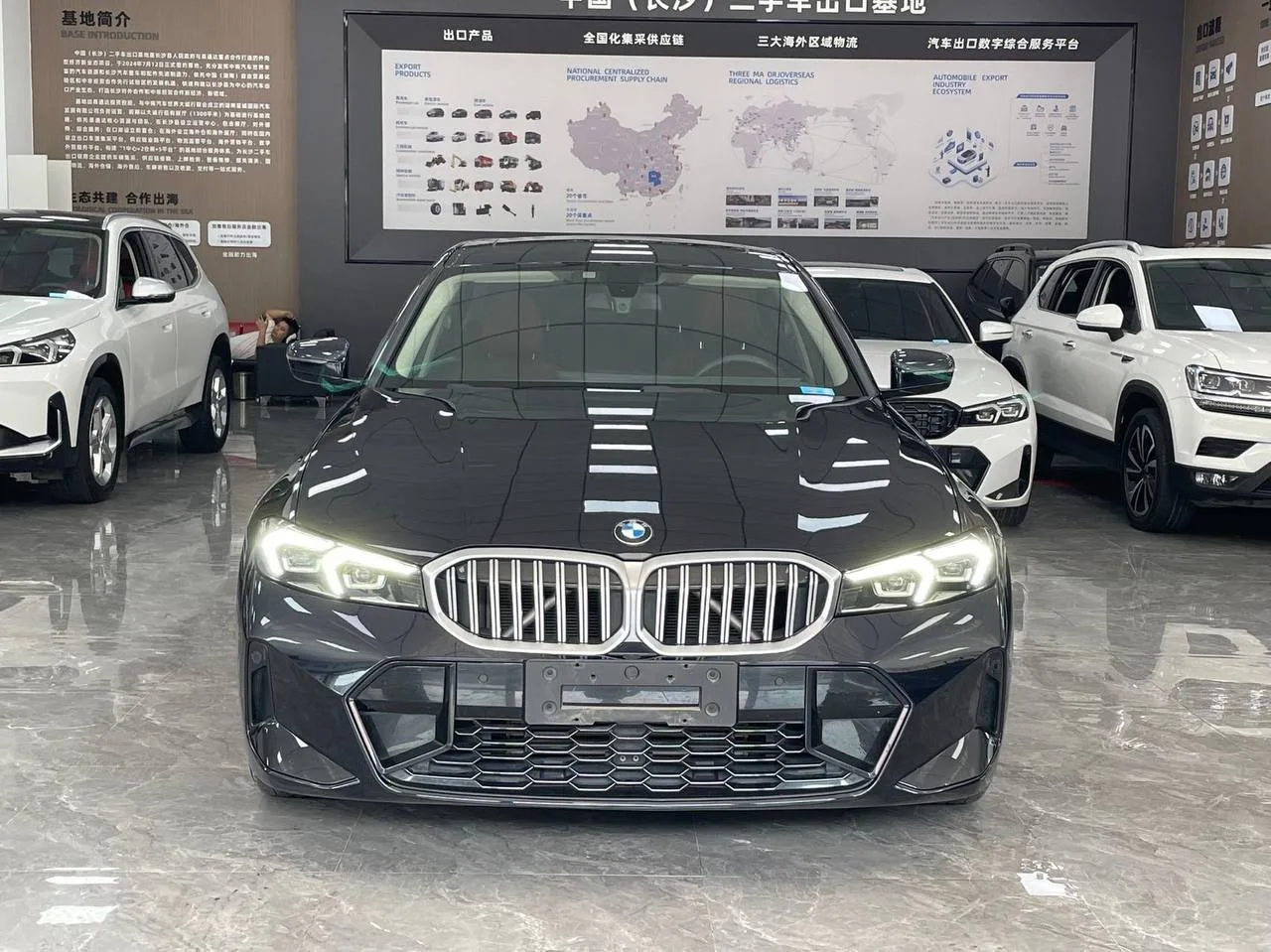 🚗 #ПредложениеДня -автомобиль BMW 3 Series 2023 320Li M,  доступный для заказа 🇨🇳

Ниже характери