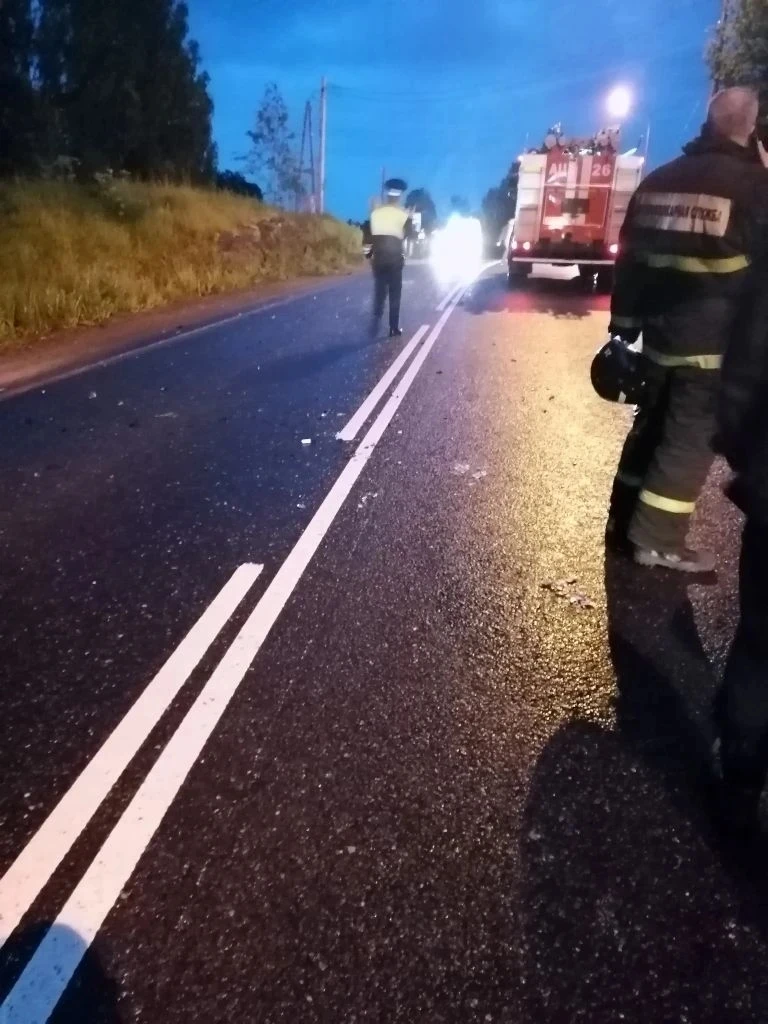 ⚡ Лахденпохские пожарные оказали помощь при ДТП

📞 Сегодня, 14 июня, в 00:00 лахденпохские огнеборц