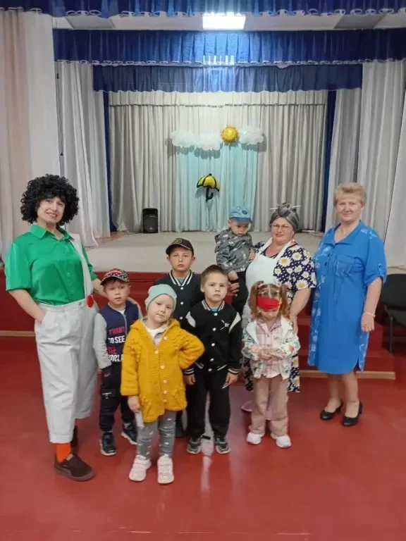 ✨ 1 июня в станице Плоской работники культуры провели театрализованную игровую программ...