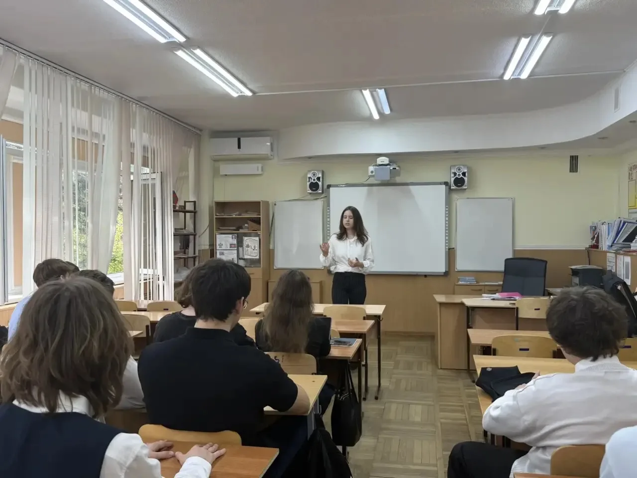 🛡️ Профилактика безопасности: в гимназии прошла лекция об ответственности для несовершеннолетних в р
