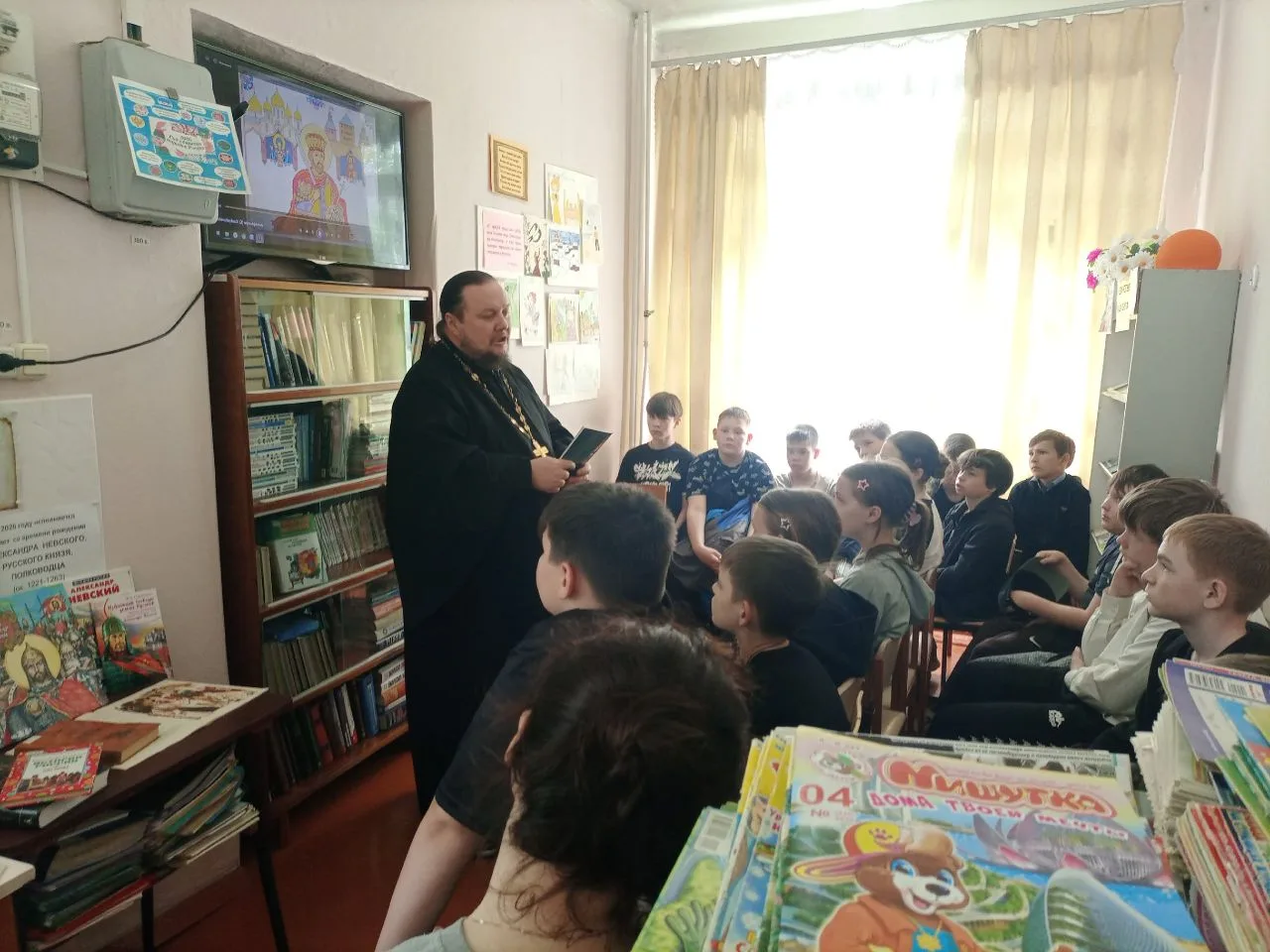 В Часовенской библиотеке для учеников 5 класса Мамасевской школы прошёл исторический эк...
