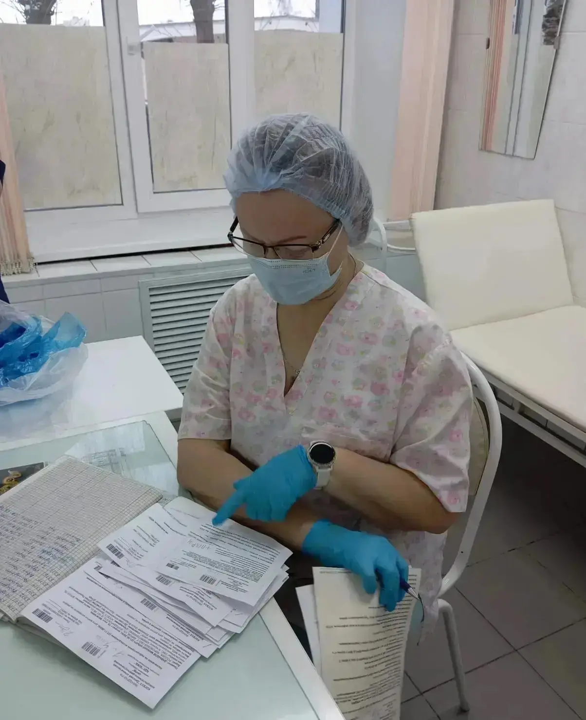 🌹 Выражаю благодарность медицинской сестре процедурного кабинета детской поликлиники №3 Глазыриной 
