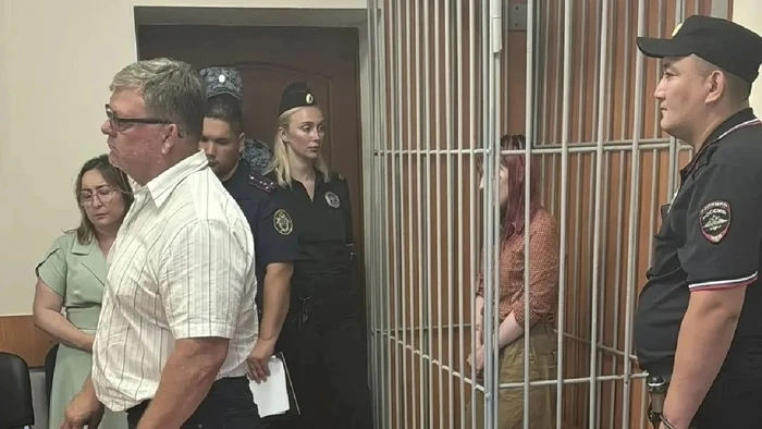 Обвиняемую в организации убийства студента в Омске проверят психиатры