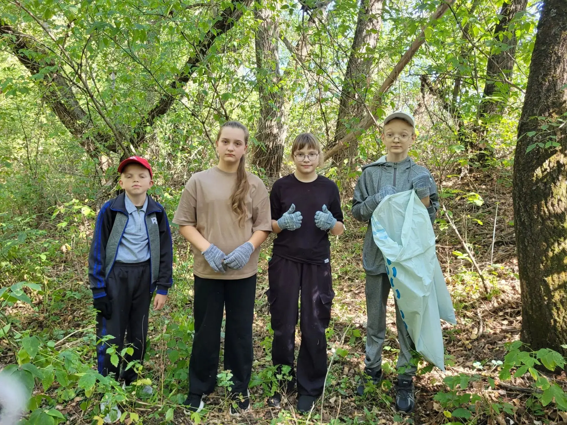 🌿Акция «Чистый берег»: вместе делаем природу чище! 💧