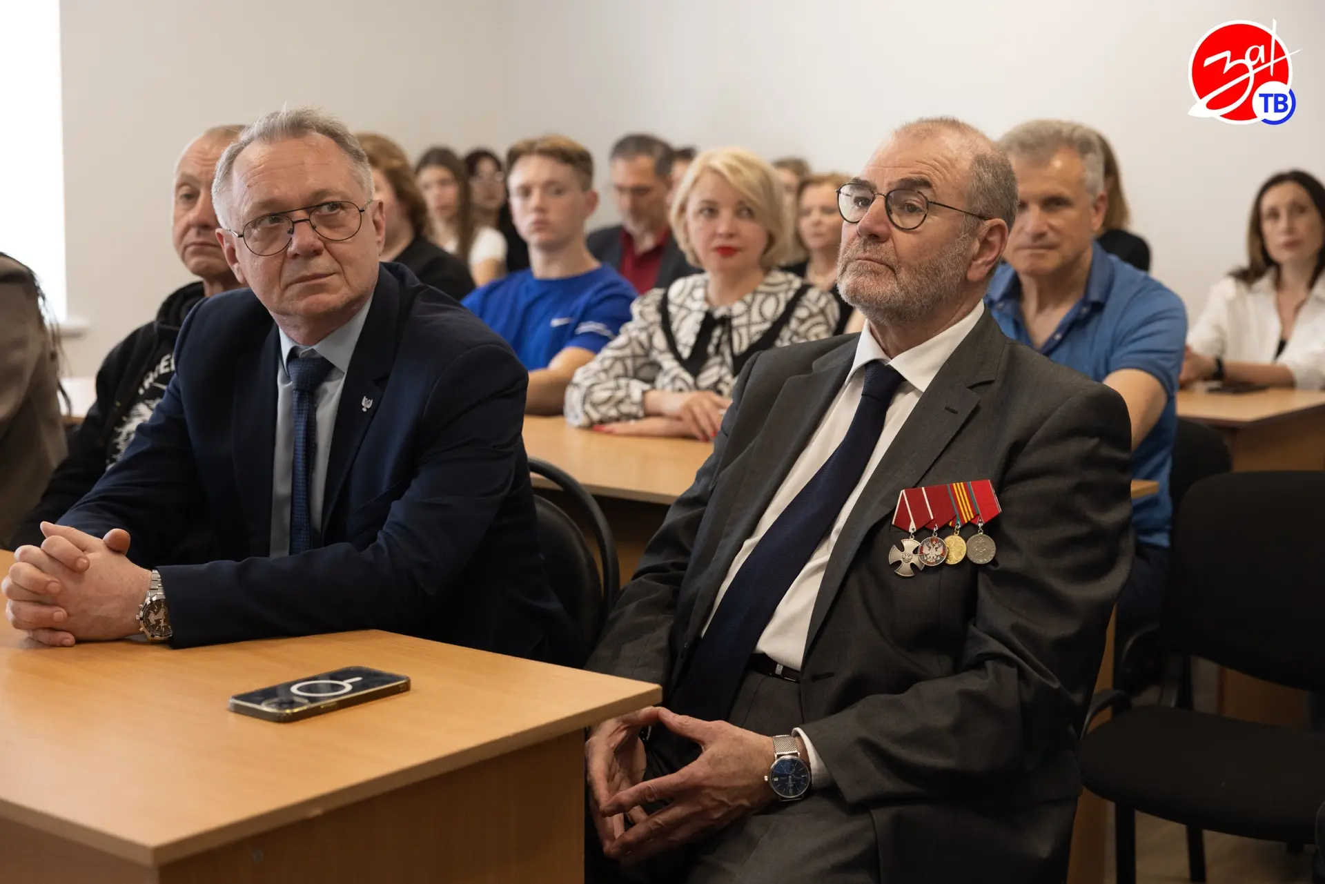 🛑 В Мелитополь доставили землю с легендарного маршрута, благодаря которому были спасены жизни сотен 
