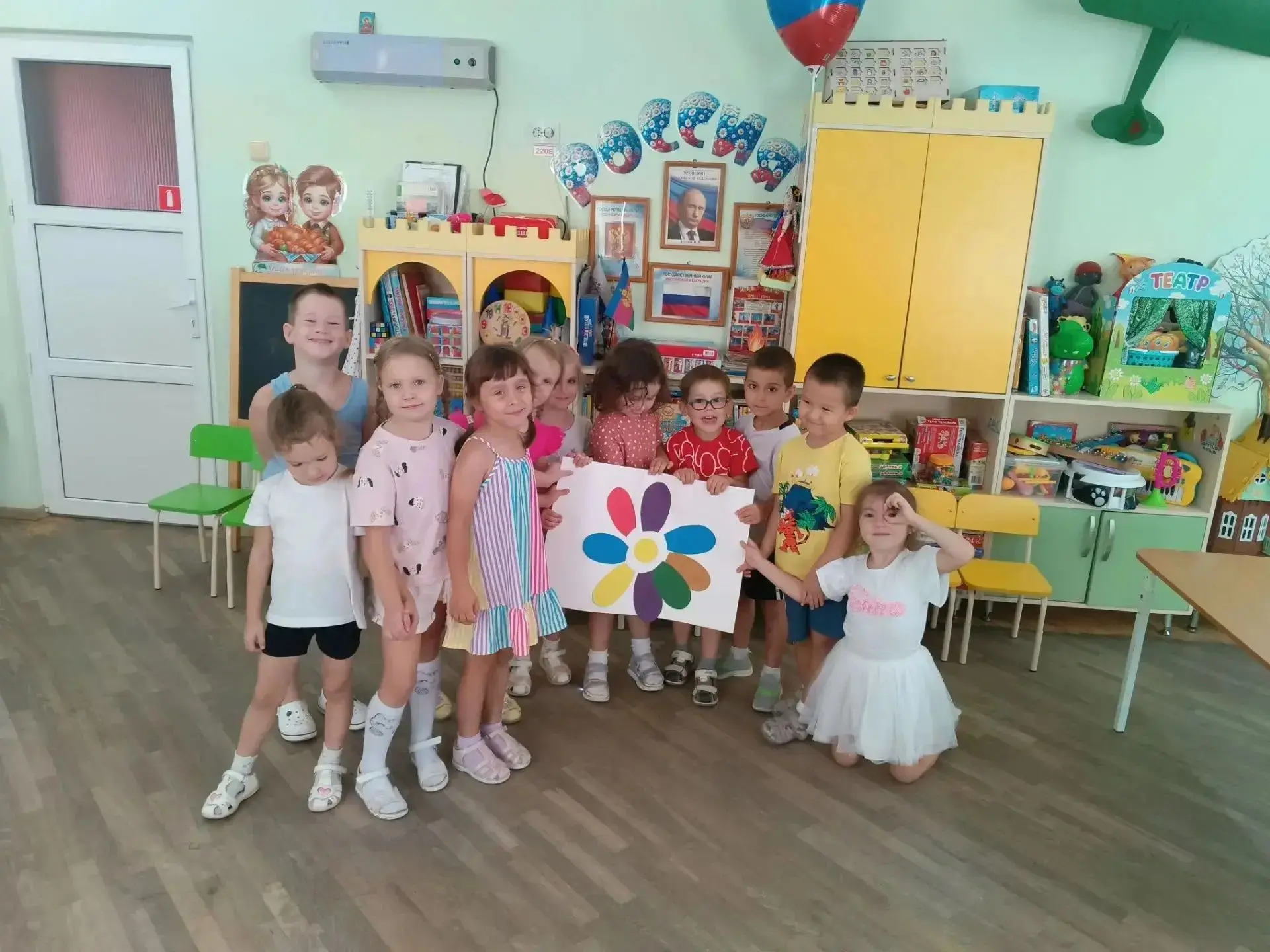 Досуг «Дружба крепкая не сломается» в старшей логопедической группе!