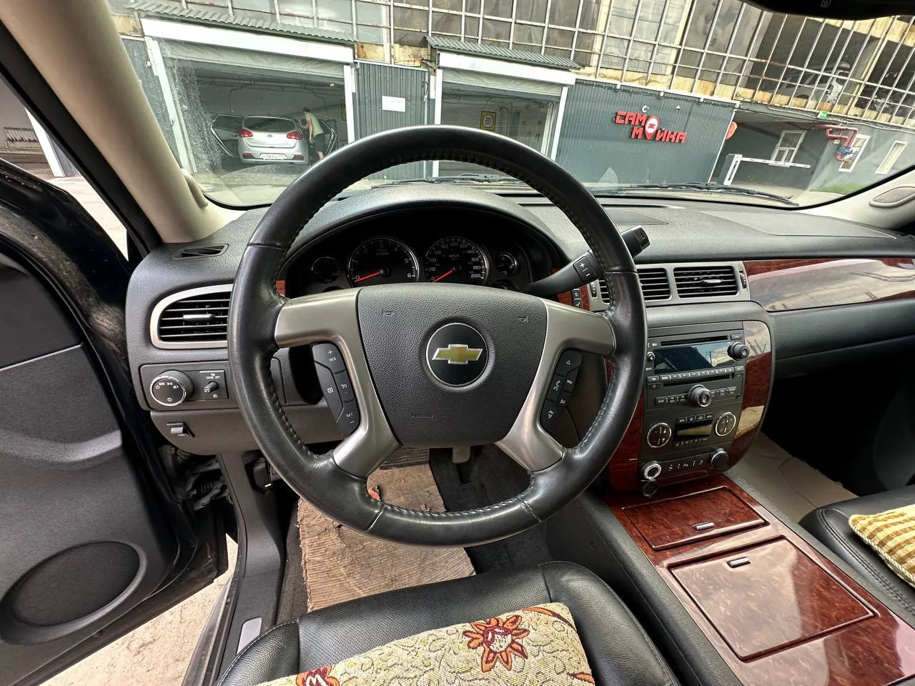 Доброе утро, Граждане!

Москва- Chevrolet Tahoe.
Осмотрели для заказчика очередной рамник.
Машина в 
