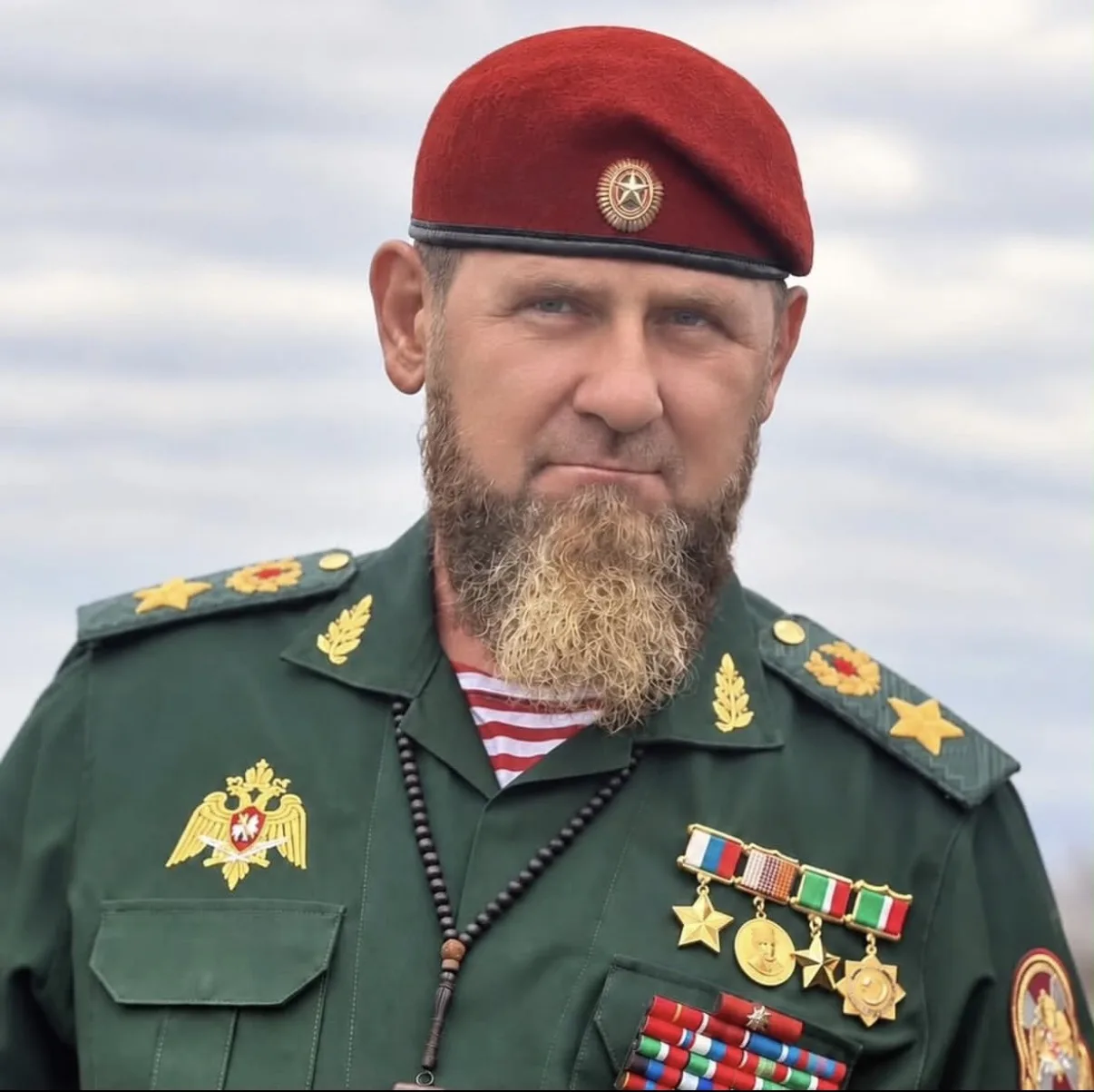 Уважаемый Глава Чеченской Республики, Герой России, генерал армии, Рамзан Ахматович Кад...