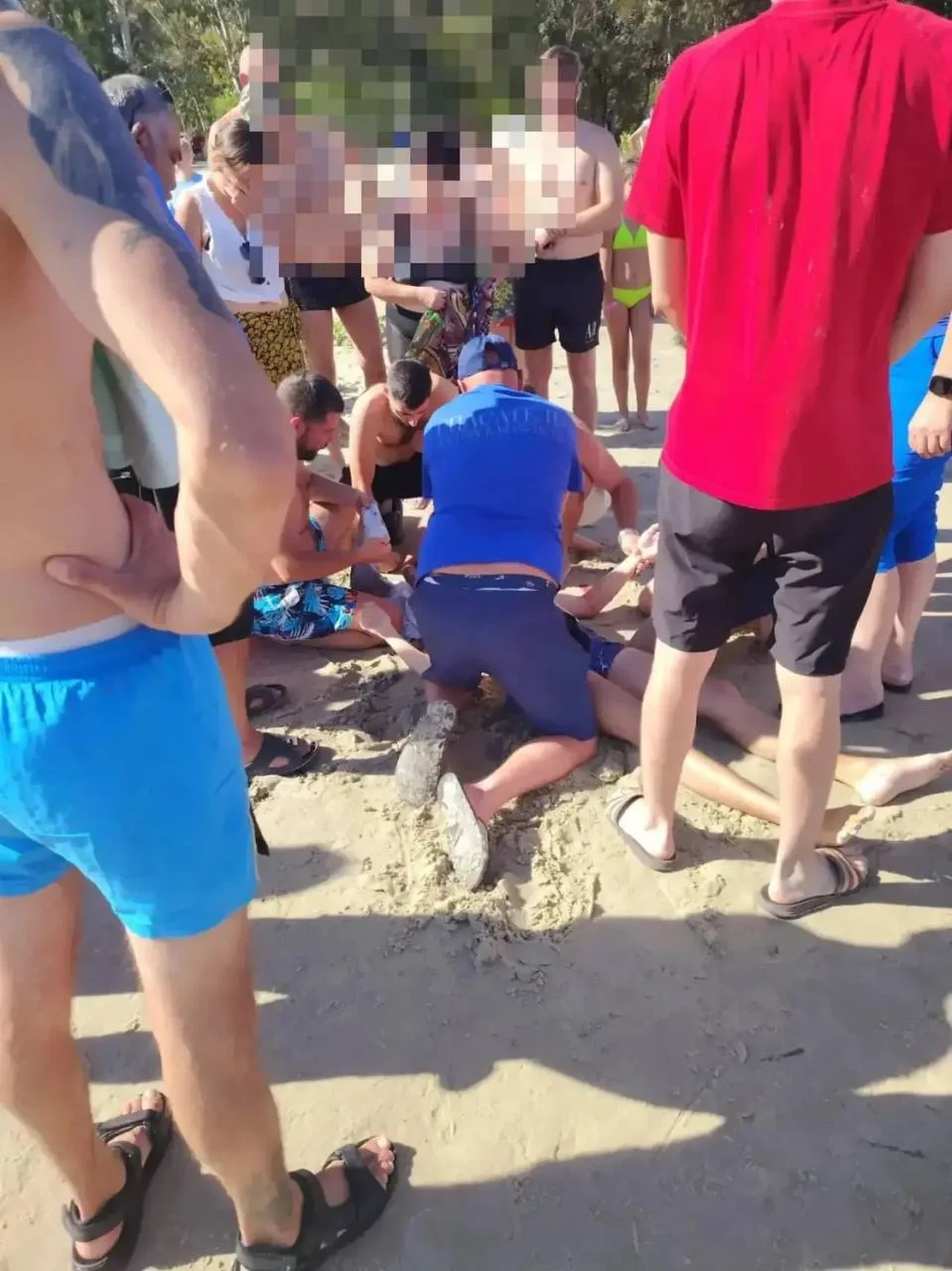 Два мужчины утонули вчера в водоёмах Ростовской области.