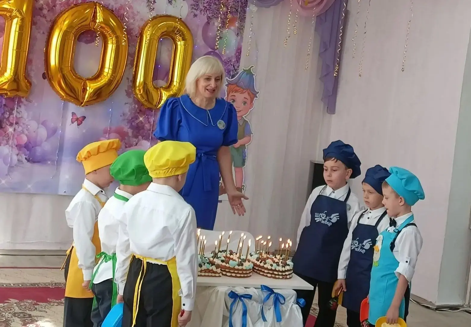 25 сентября Тацинский детский сад «Колокольчик» отметил свой 100-летний юбилей. На прот...