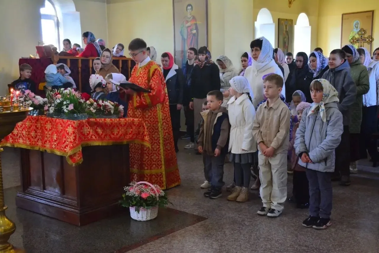 Богослужение для детей в пасхальное утро