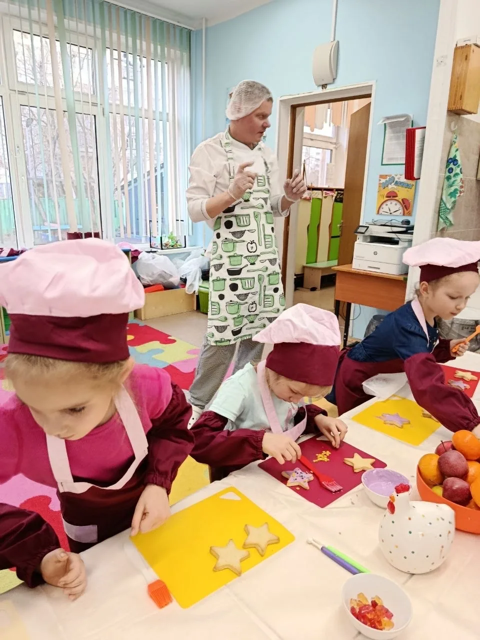 🍪 Космический кулинарный мастер-класс в Корпусе 5  В минувшую пятницу в подготовительной группе №21 