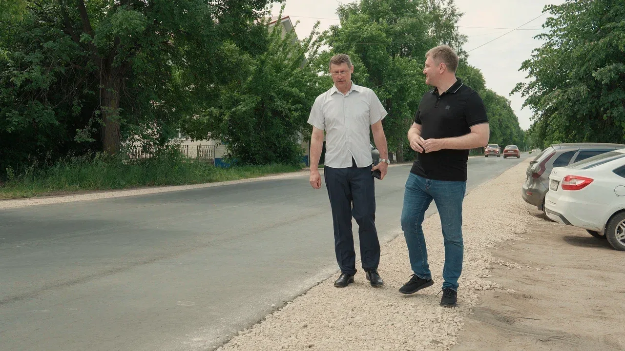 В Советске досрочно завершили ремонт улицы Кирова: объект проинспектировал Андрей Березин.

Участок 