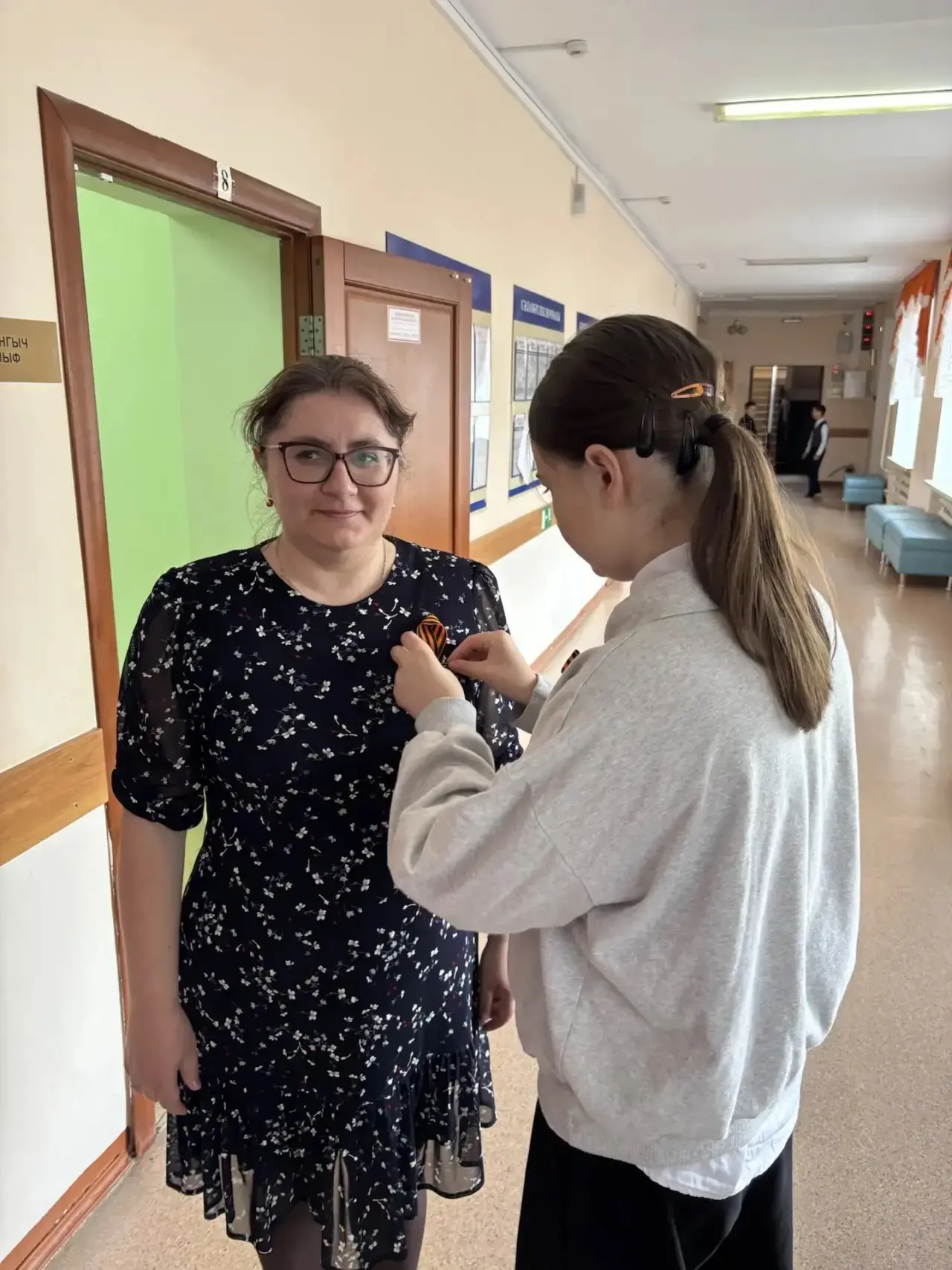 Сегодня, в нашем поселке была проведена патриотическая акция «Георгиевская лента». Меро...