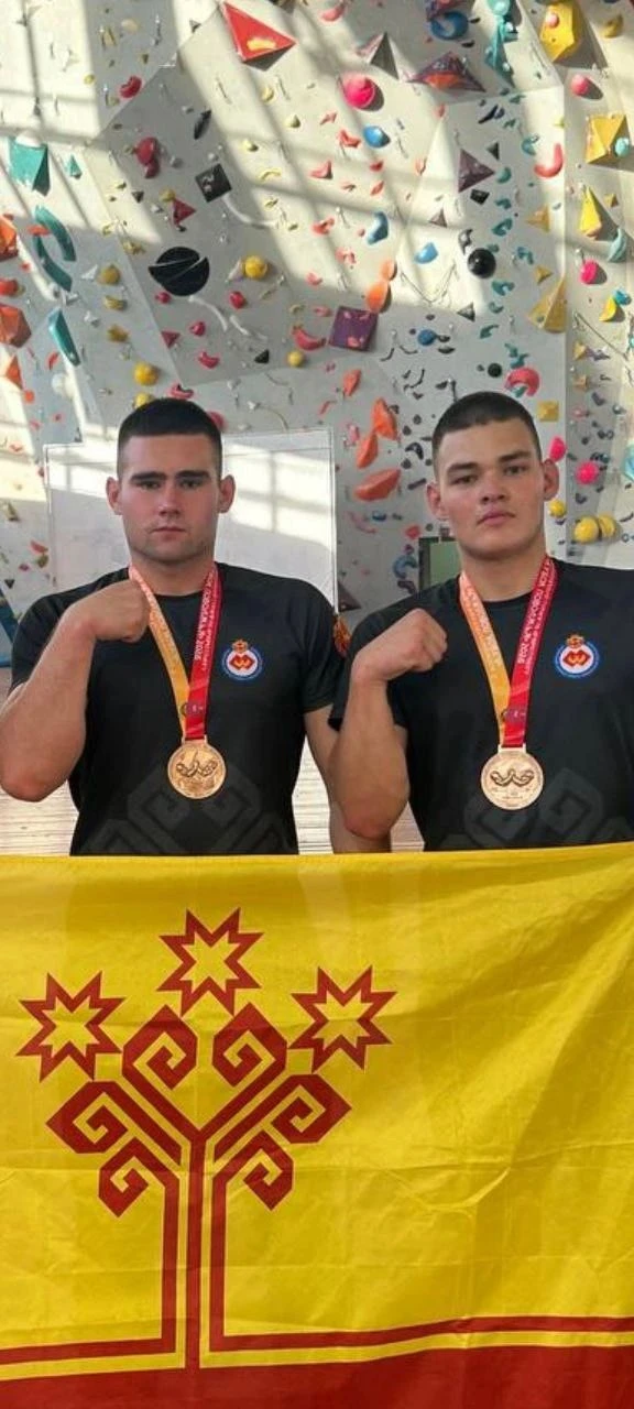 Два  брата  Шакуровы: Нияз и Роберт -обладатели Кубка  Поволжья. Поздравляем, молодцы!