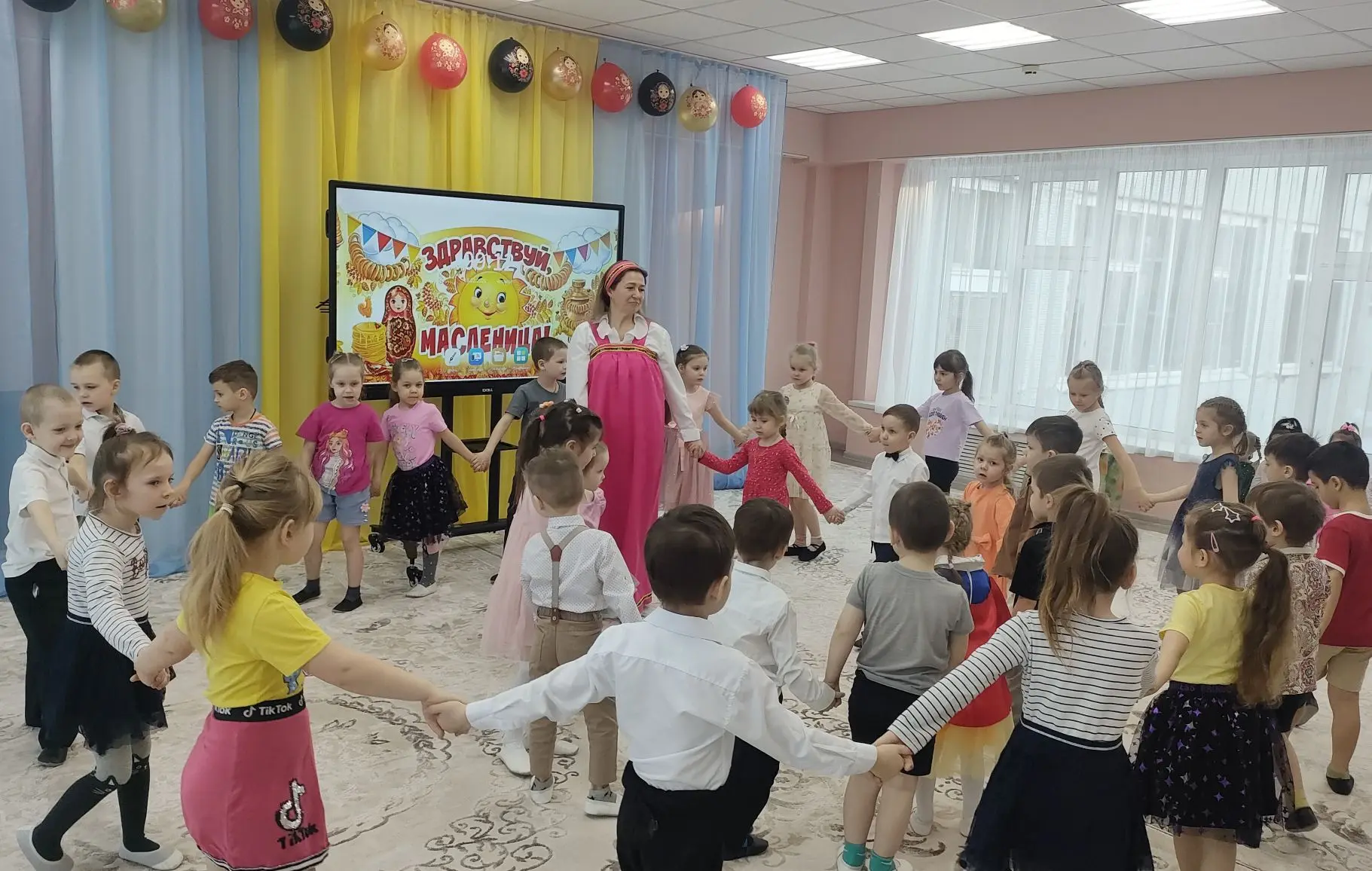 В нашем музыкальном зале прошёл весёлый праздник- Масленица! ☀️