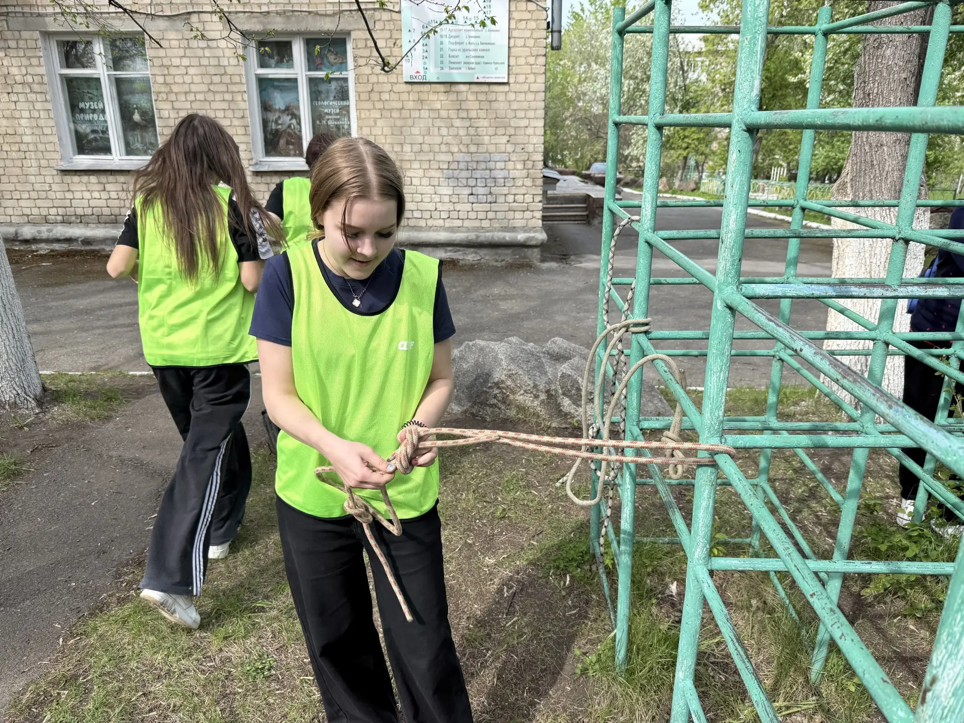 Поздравляем команду 7Г класса Средней школы №34 с прекрасным результатом на городском конкурсе «Знат