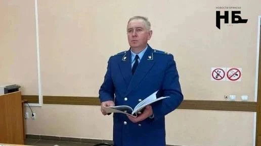 😱 В Трубчевском районе 17-летний помощник комбайнера потерял ногу во время уборки урожая