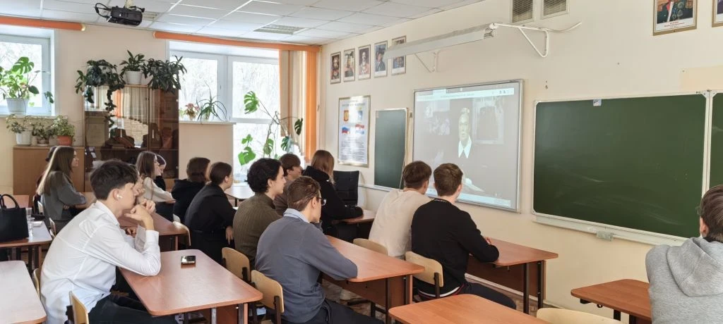 🇷🇺КРЫМСКАЯ ВЕСНА: ОДНО СЕРДЦЕ НА ВСЕХ!🇷🇺 18 марта 2026 г. в нашей школе прошел значимый день — мы пр