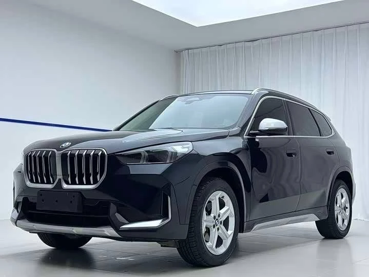 🏎 BMW X1 sDrive20Li X Design Package