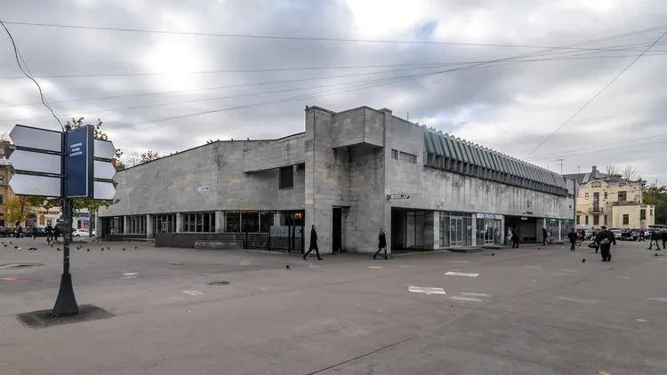 Парню двадцать три, а нервы уже как труха