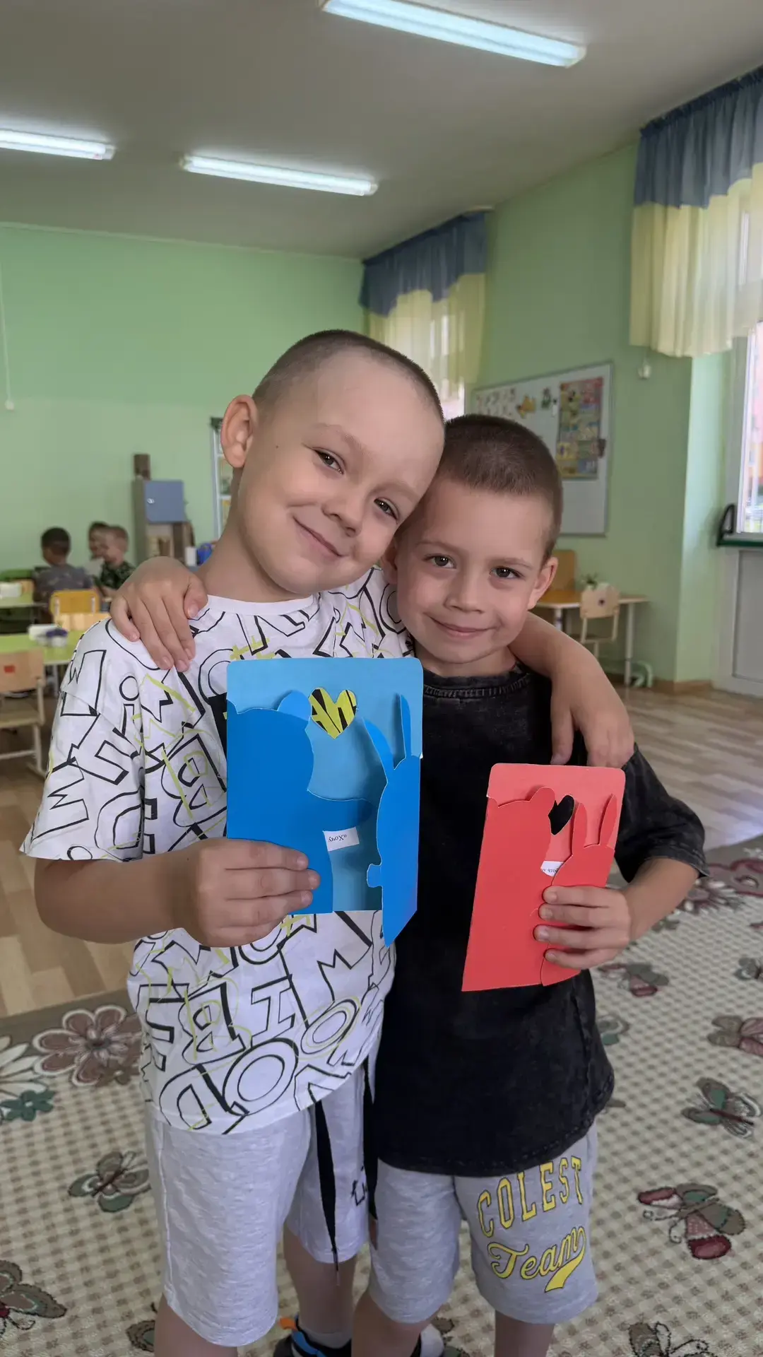 🥰В старшей группе "Яблонька" состоялся замечательный праздник — День объятий. Этот ден...