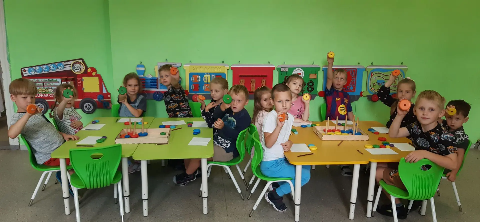 Сегодня в старшей группе "Лучики" прошло  занятия по формированию элементарных математи...
