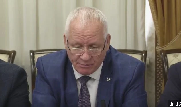 МИНИСТР БУТЕНКО: ВСЕ ЭКЗАМЕНЫ ПРОЙДУТ В ШТАТНОМ РЕЖИМЕ С этого года выпускные экзамены в Хакасии нач