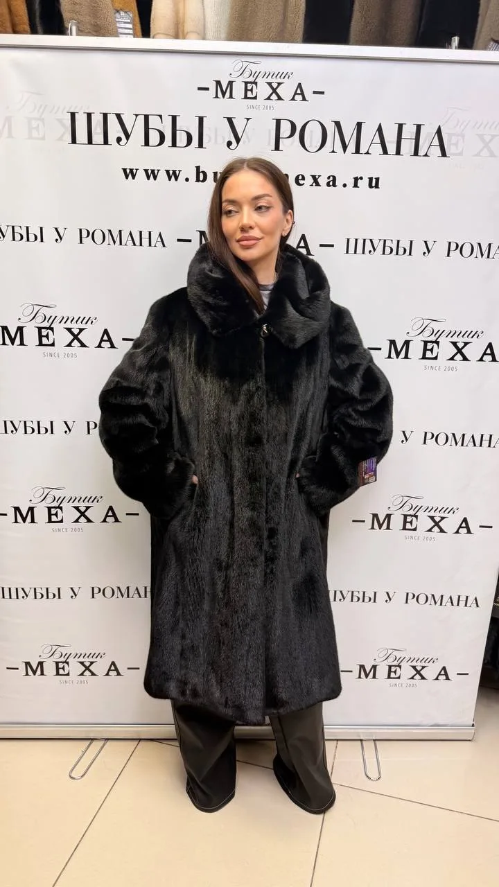 Новая подборка черных шуб Бутика Меха 💜
