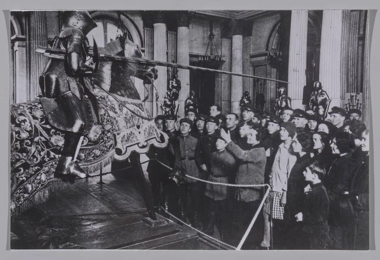 Эрмитаж в объективе времени

Архив Государственного Эрмитажа. 1930-е годы

#эрмитаж_в_объективе_врем