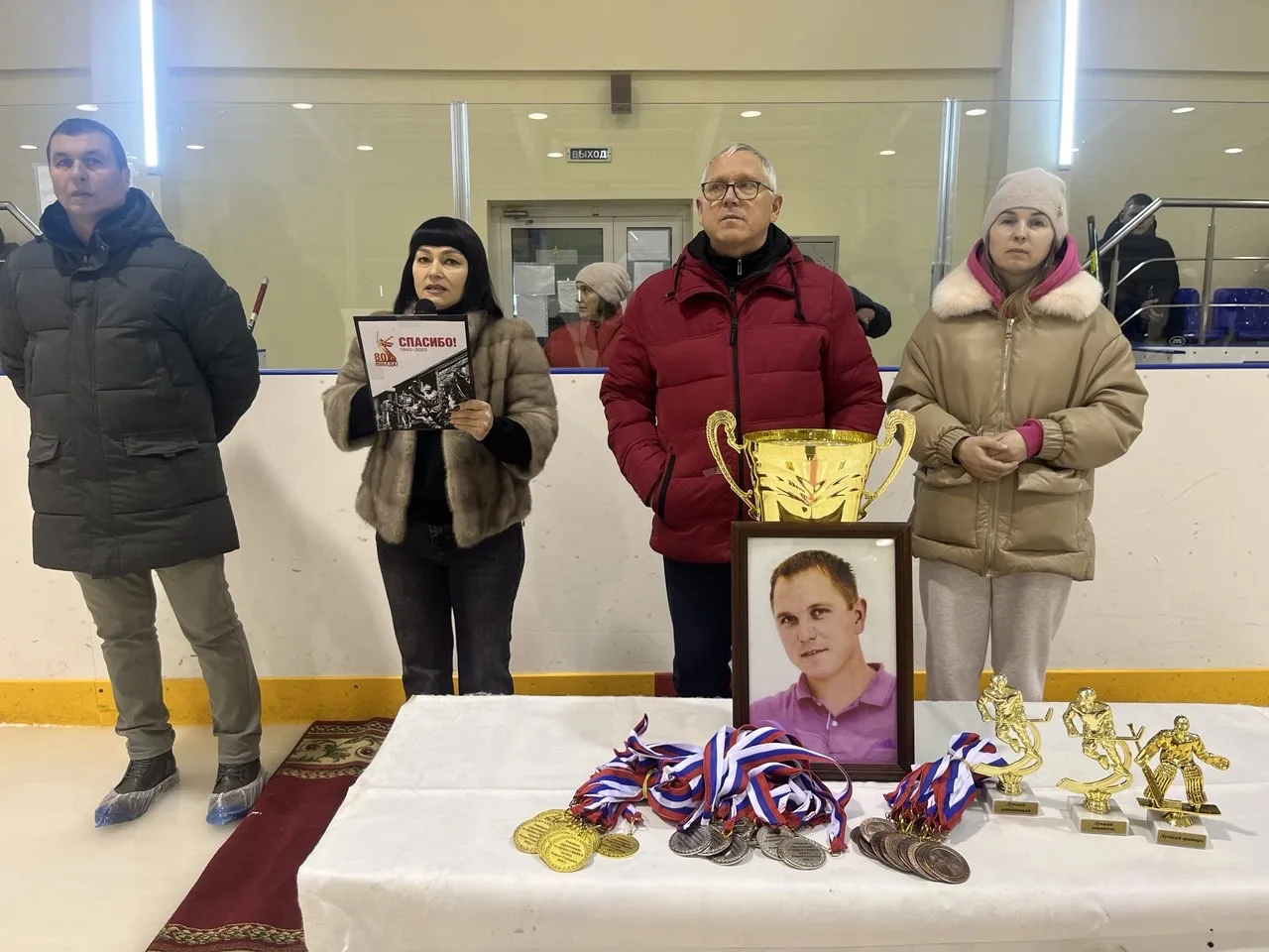 03.01.2026 прошли соревнования по хоккею посвященные памяти Романа Голышева.