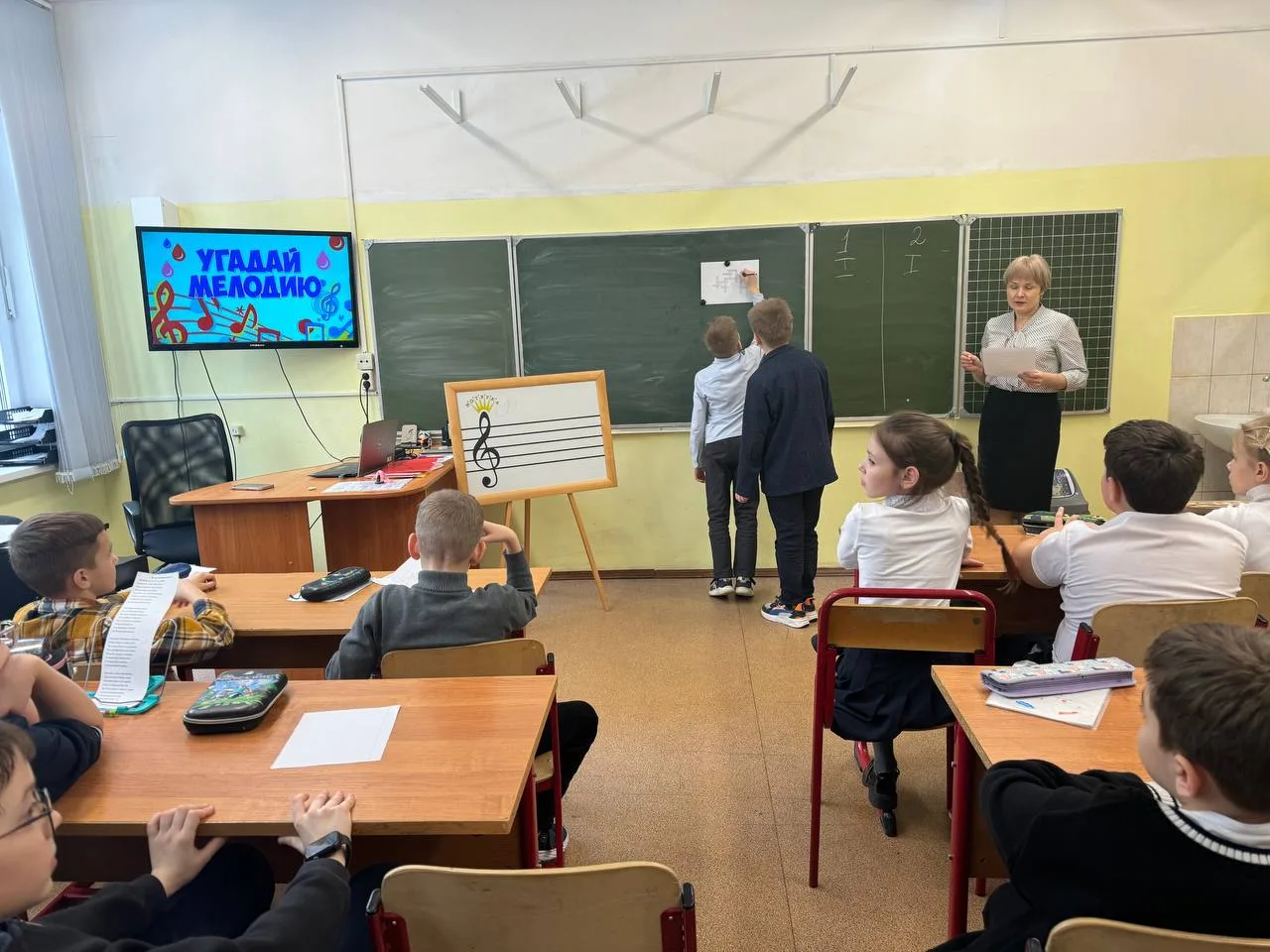Неделя искусства в школе проходит ярко  🎵 🎵 Состоялся настоящий праздник для ребят: викторины, где н