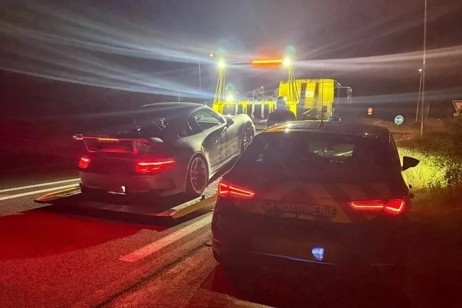 Рекордное превышение скорости зафиксировали во Франции — водитель Porsche 911 GT3 разог...