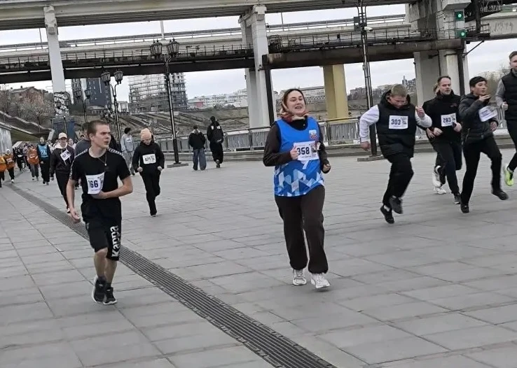 🏃‍♂️ Забег единства: как это было! Вчера наши учащиеся стали участниками яркого и душевного события 