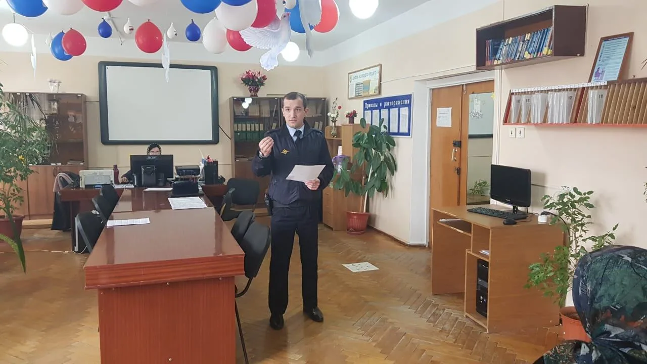 СОБЛЮДАЙТЕ ПРАВИЛА ДОРОЖНОГО ДВИЖЕНИЯ!