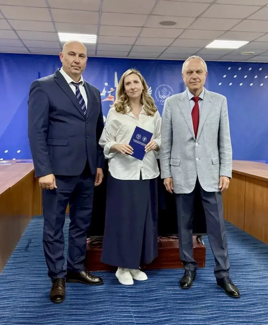 С 26 мая по 2 июня директор ГБОУ ДО НО СШОР по ЛВС Ирина Евгеньевна Жолобова прошла программу повыше