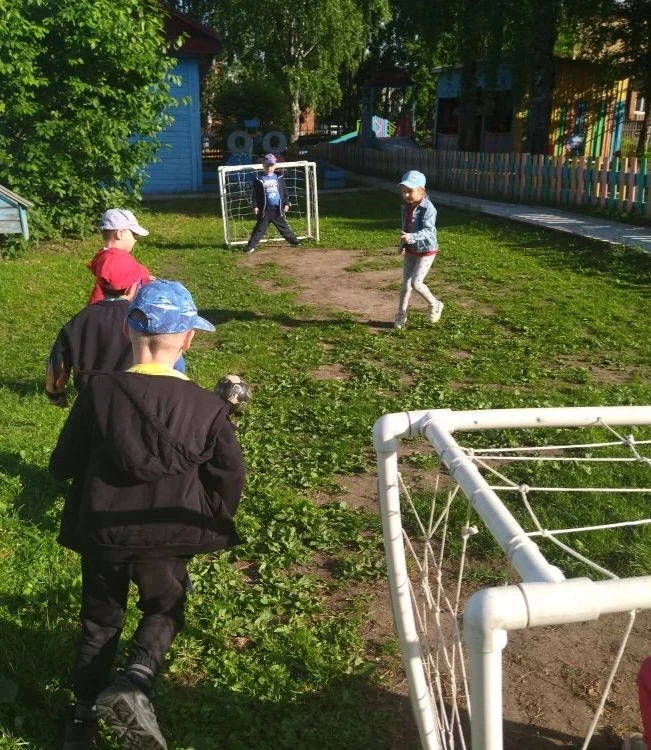 Футбол — наша любимая игра! ⚽