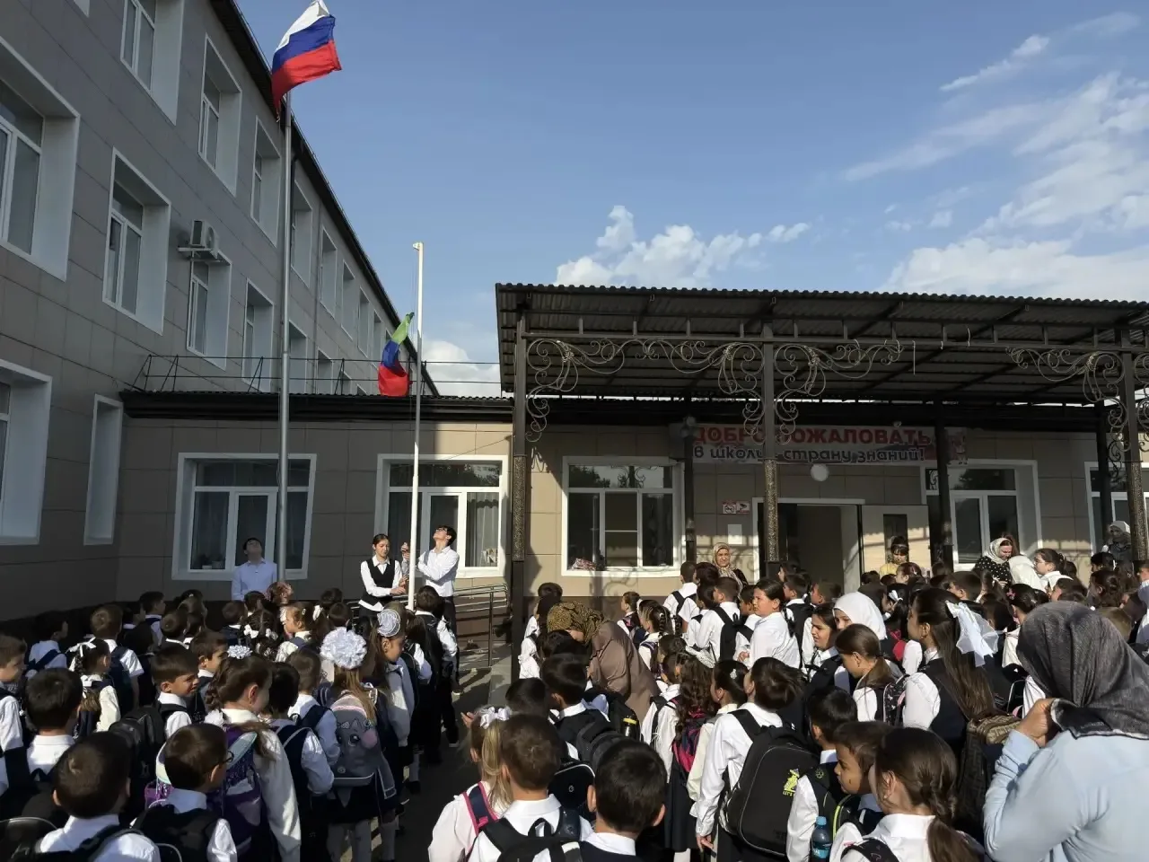 🌞 Новая неделя — новые знания и впечатления.