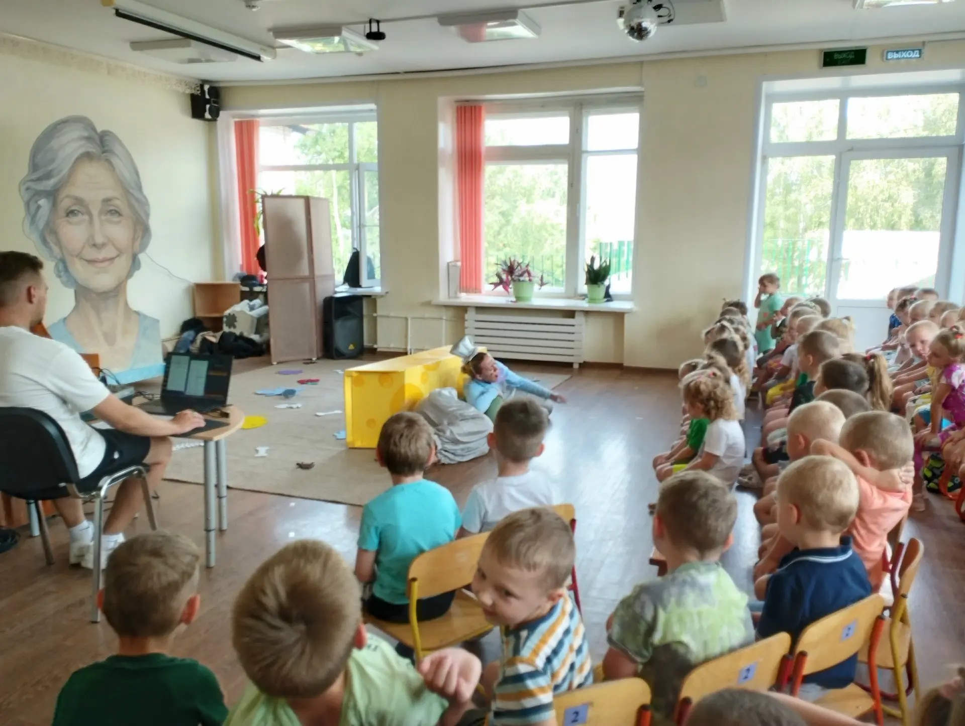 🎭21 июля - День летнего театра!
💥Много веков уже живет театр, который радует, восхищает и удивляет