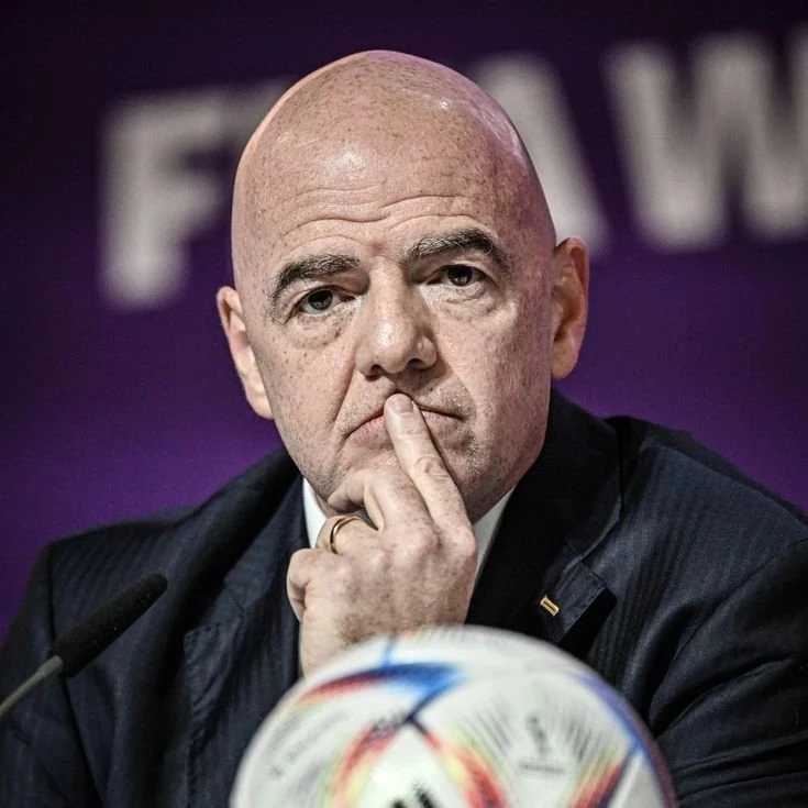 💰 The Times | Инфантино планировал возглавить FIFA Forward Enterprise с зарплатой $ 30...