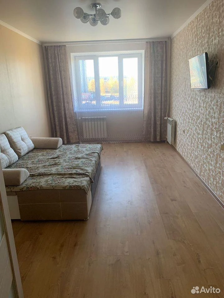 Сдам без посредников: 1-комнатная квартира, 38.4м²