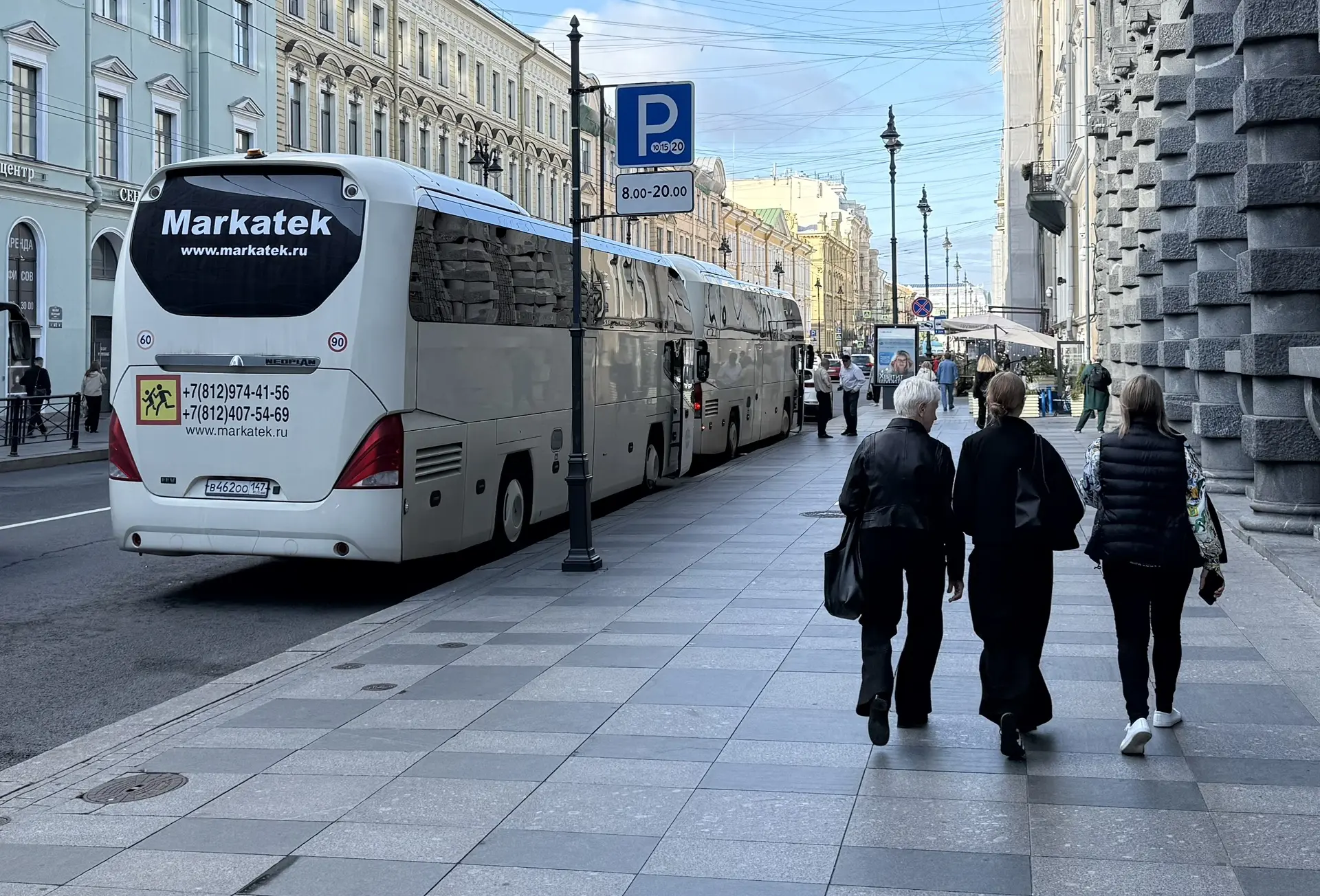 В прошлые выходные мы съездили в Выборг — и до сих пор под впечатлением. За один день у...