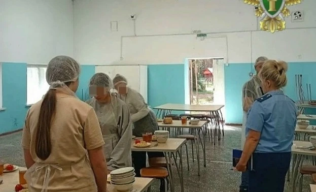 Прокуратура проверила детские оздоровительные лагеря:

📌«Дети Героев»
📌«Орлёнок»
📌«Строитель»
📌«