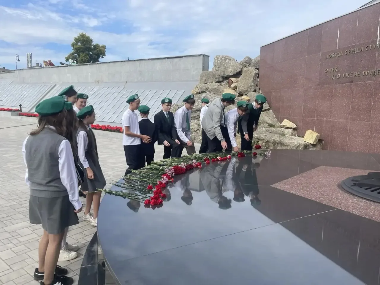 В день памяти, 3 сентября, учащиеся комплекса «Адымнар-Алабуга» присоединились к акции ...