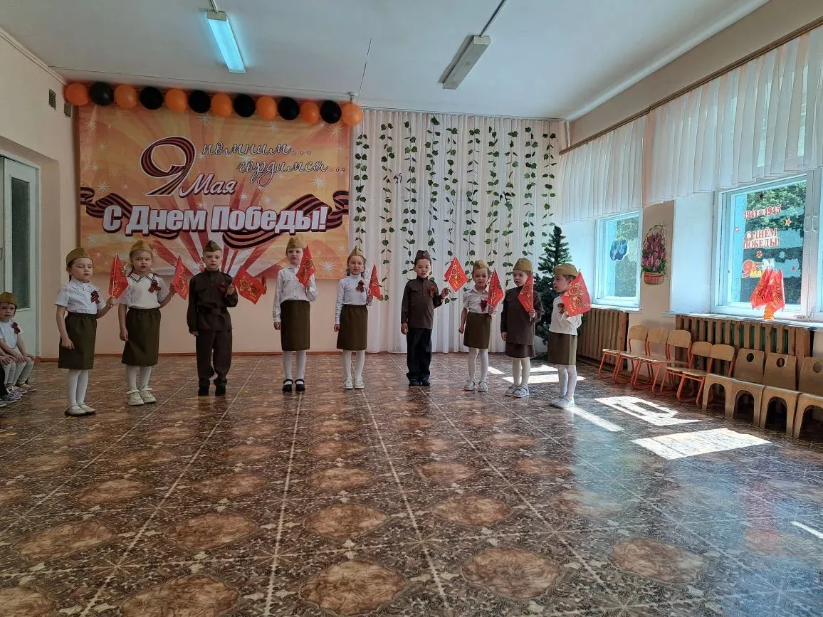 В нашем  саду  было по-особенному тепло и торжественно. В преддверии 9 мая наши ребята стали участни