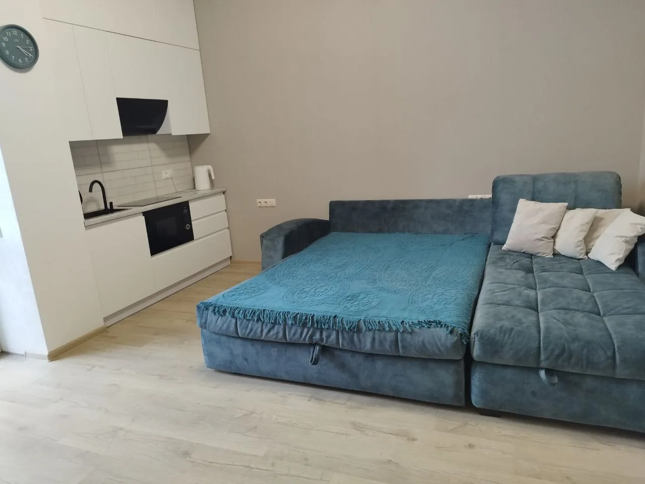 #ЯЛТА 🏡 р-н Спартак  🅿️ Парковка бесплатная!  Сдам 2-к квартира 42м²  ❗В квартире две изолированные 